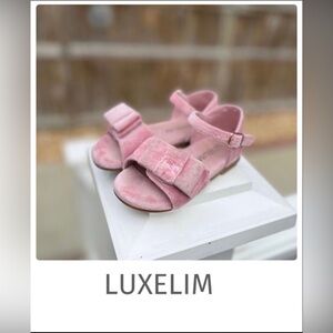 LUXELIM Olivia Velvet blush Sandals sz 23 us 7